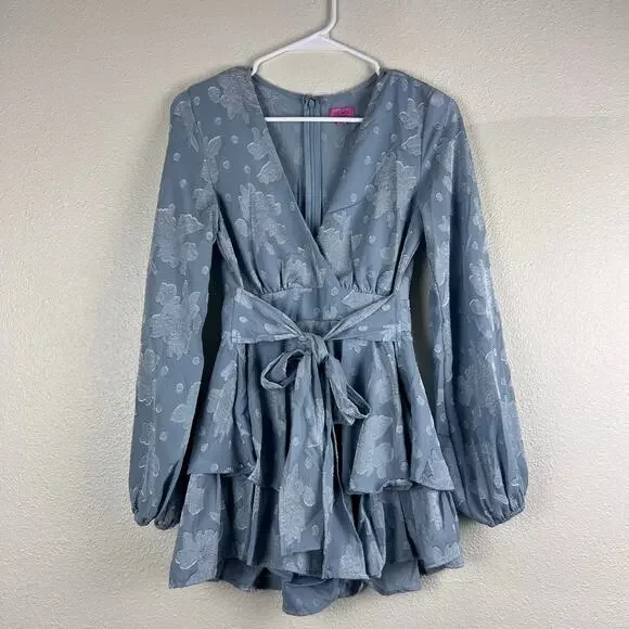 Mi Ami by Francesca’s Brandie Floral Jacquard Romper Light Blue S - Picture 5 of 11